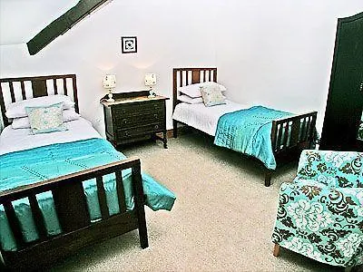 Pele Tower 코티지 홀름룩